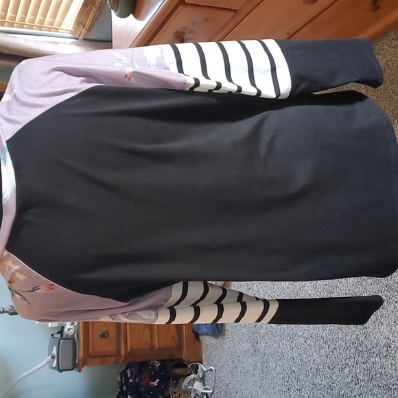 Floral Blooming - Picture 4 of 6